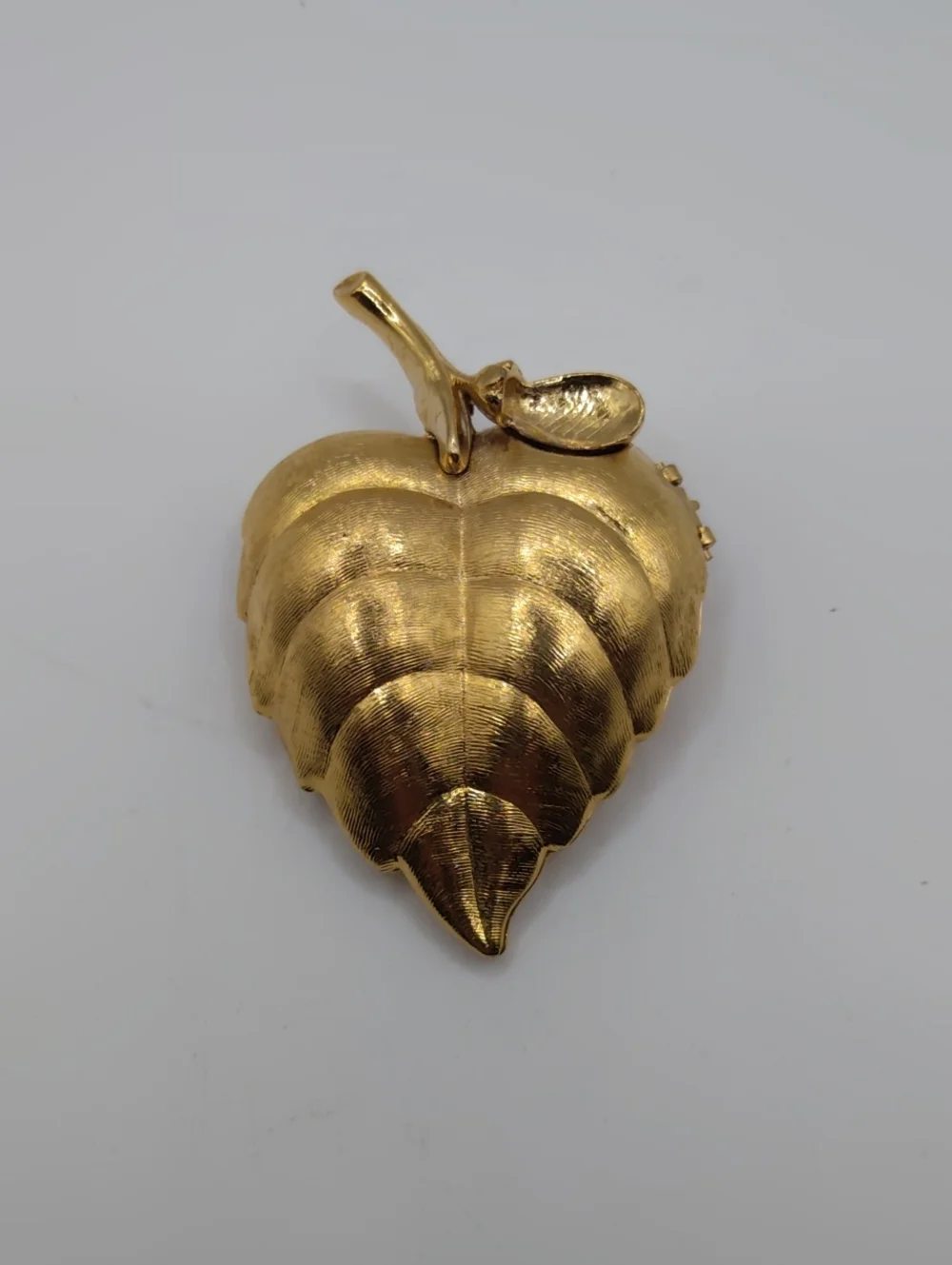 Avon Gold Tone Leaf Brooch/ Perfume Glacé 1972